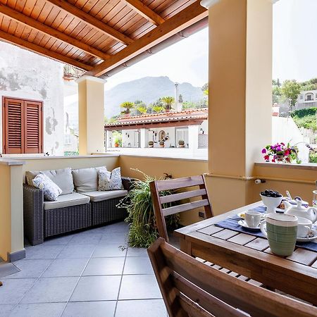Casa Caterina Apartment Lacco Ameno  ภายนอก รูปภาพ