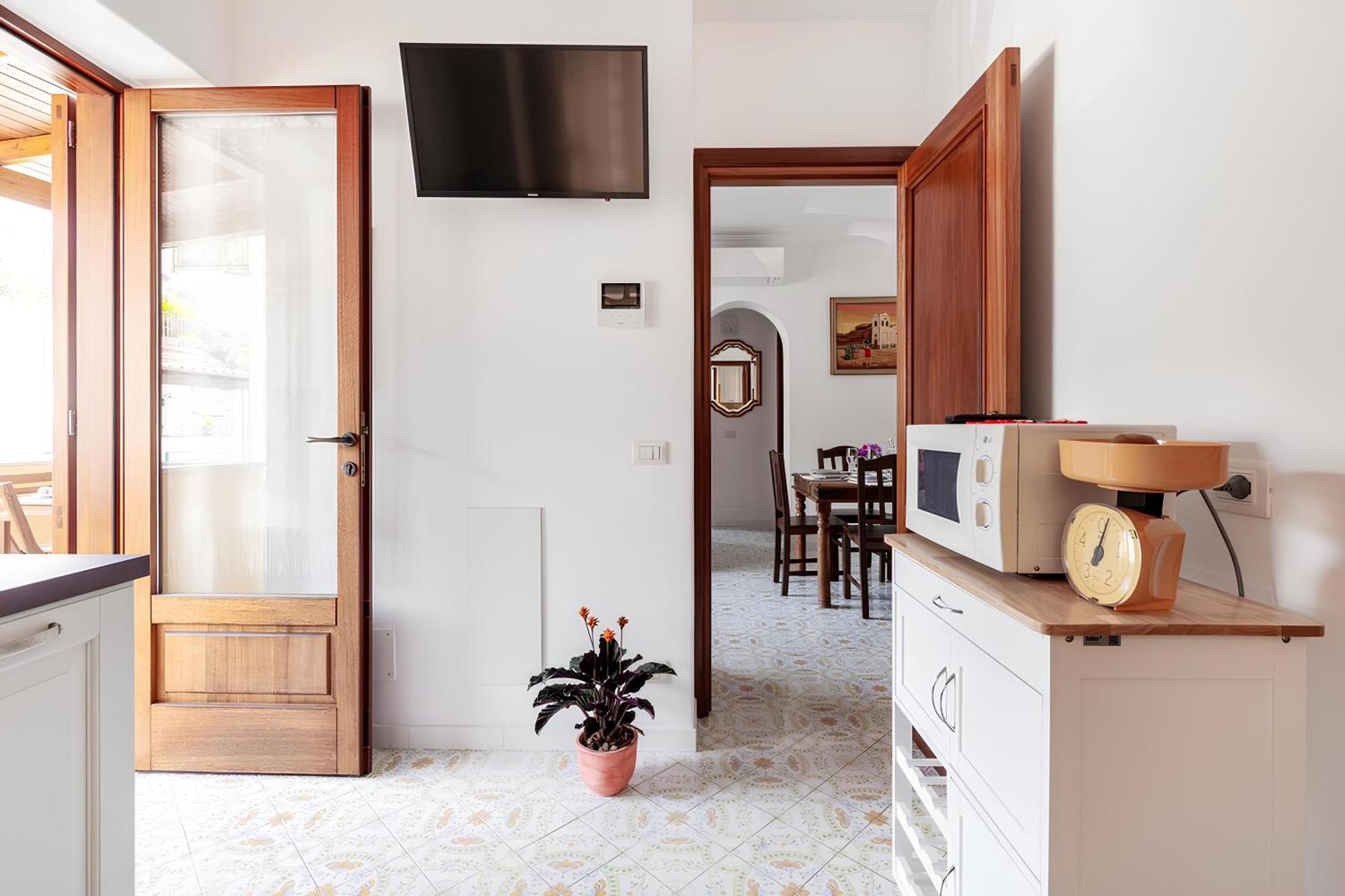 Casa Caterina Apartment Lacco Ameno  ภายนอก รูปภาพ
